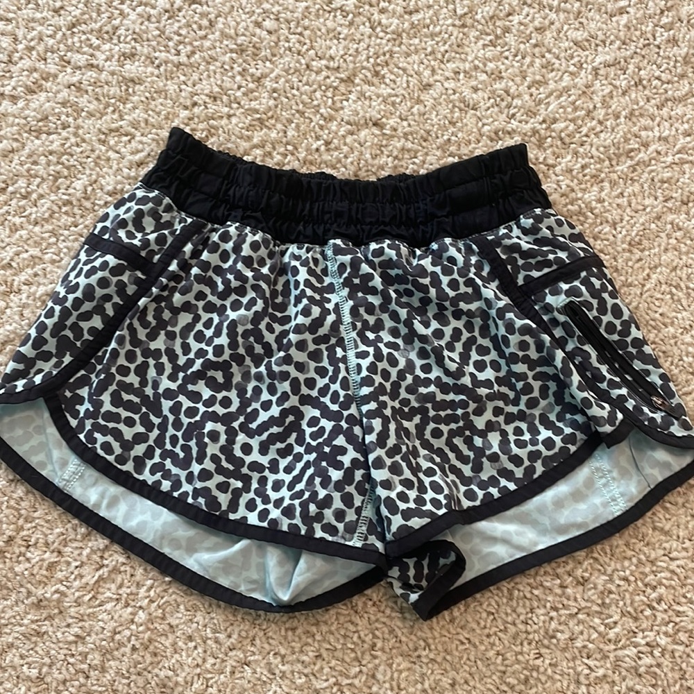 RARE PRINT!! Lululemon shorts